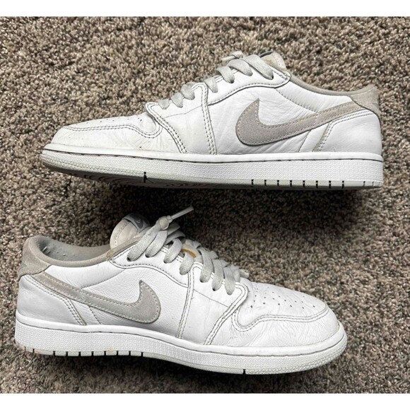 Nike Air Jordan 1 Low Neutral Grey Size 9.5 Women's (Size 8 Men's) - Picture 2 of 9